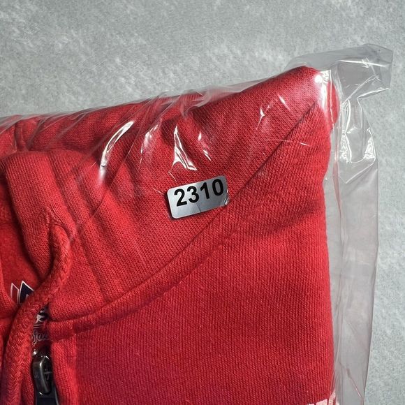 Chicago Blackhawks Sweatshirt Hoodie Womens Small NHL Graphic Print Red - Picture 9 of 9